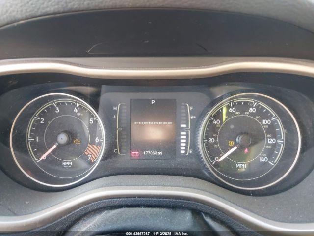 Jeep Cherokee Sport Image 3