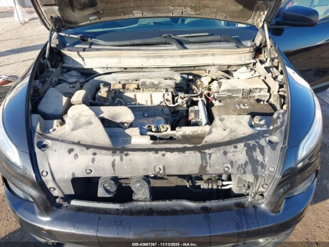 Jeep Cherokee Sport Image 10