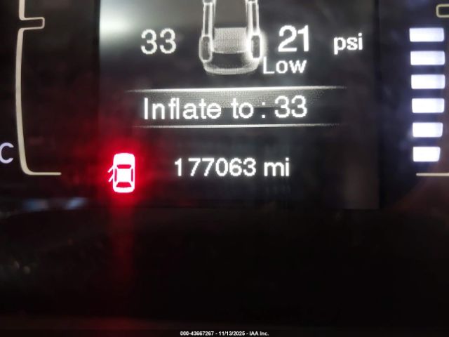 Jeep Cherokee Sport Image 11