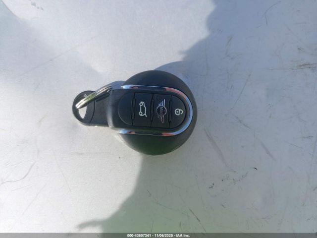 MINI Countryman Cooper S Image 6