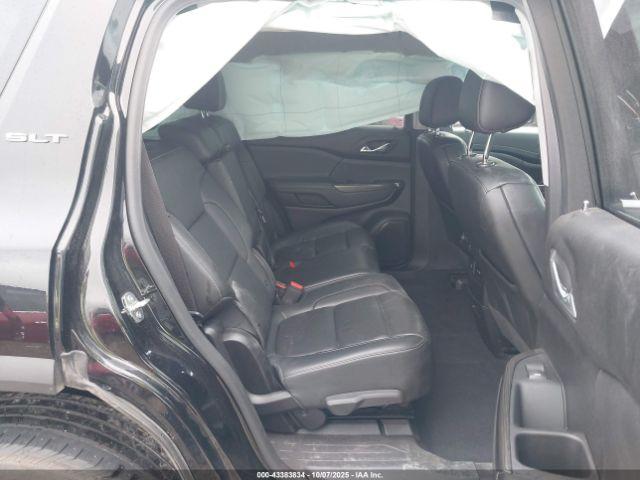 GMC Acadia Fwd Slt Image 2