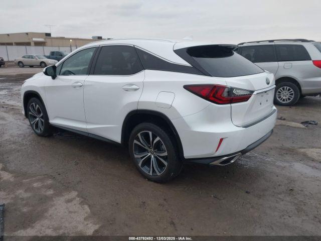Lexus RX Image 9