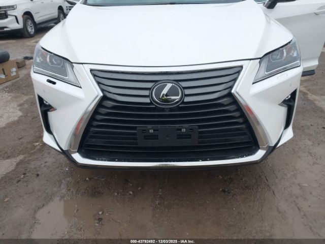 Lexus RX Image 3