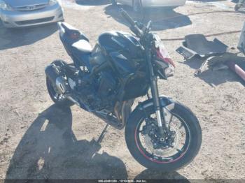  Salvage Kawasaki Zr900