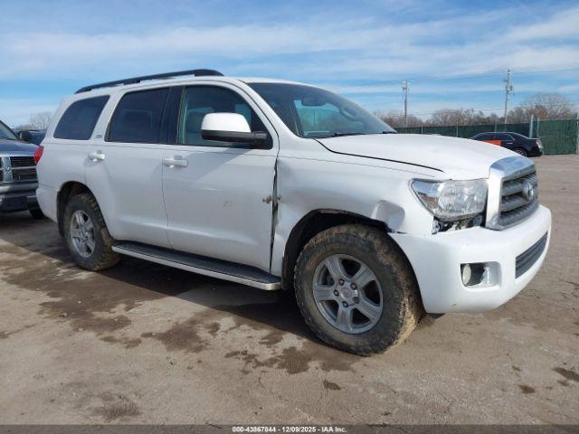  Salvage Toyota Sequoia