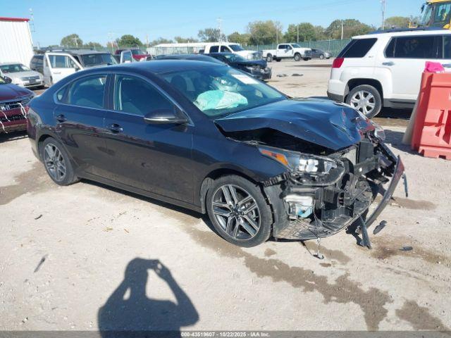  Salvage Kia Forte