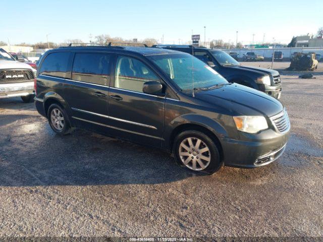  Salvage Chrysler Town & Country