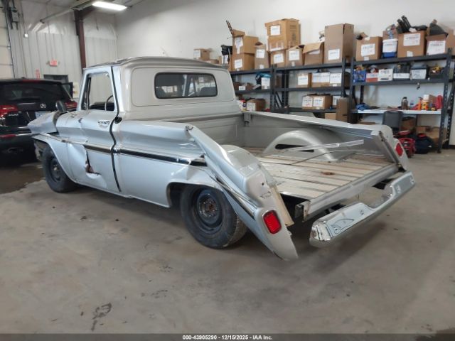 Chevrolet C10 Image 11