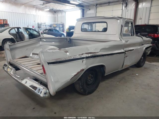 Chevrolet C10 Image 10