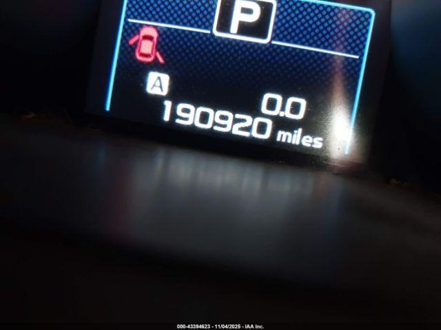 Subaru Outback 2.5i Premium Image 3