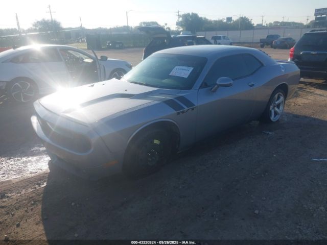 Dodge Challenger Image 12