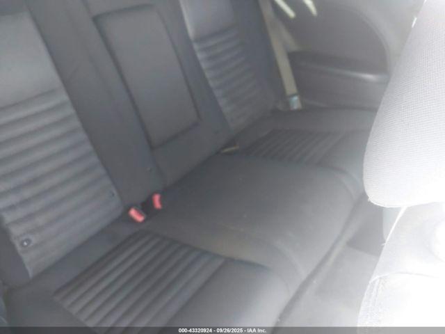 Dodge Challenger Image 10