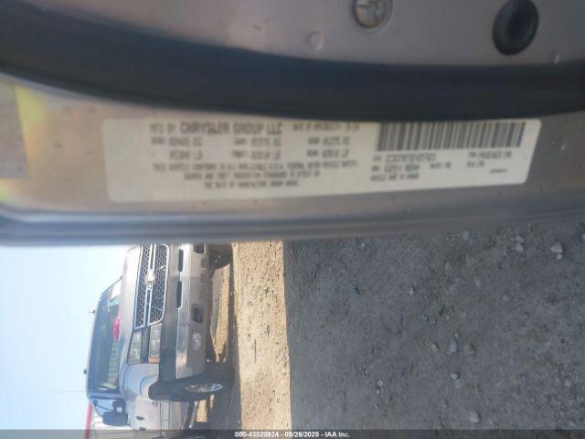 Dodge Challenger Image 5