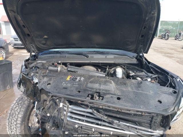 GMC Yukon Slt Image 16