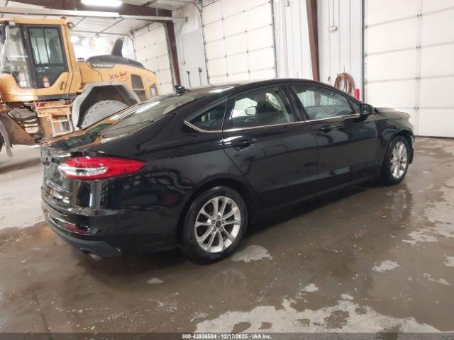 Ford Fusion Se Image 6
