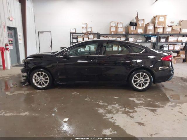 Ford Fusion Se Image 17