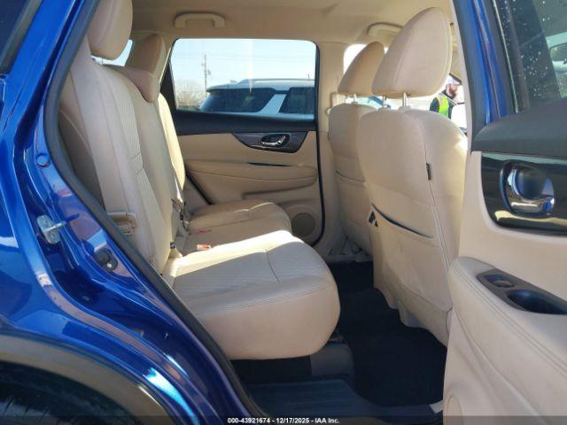 Nissan Rogue Sv Image 8