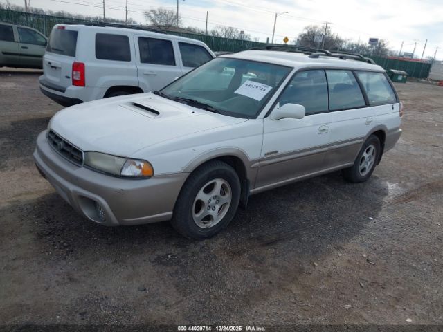 Subaru Legacy Image 5