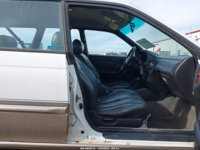 Subaru Legacy Image 7