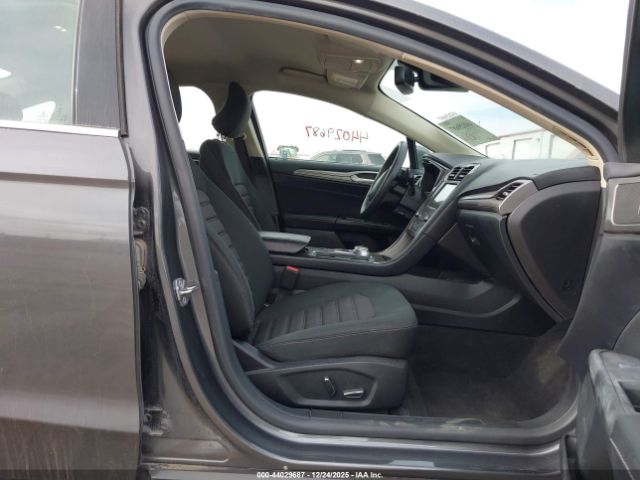 Ford Fusion Se Image 5