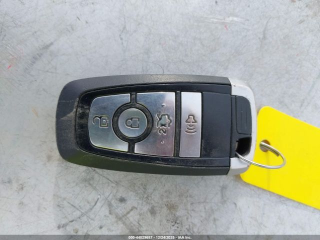 Ford Fusion Se Image 8