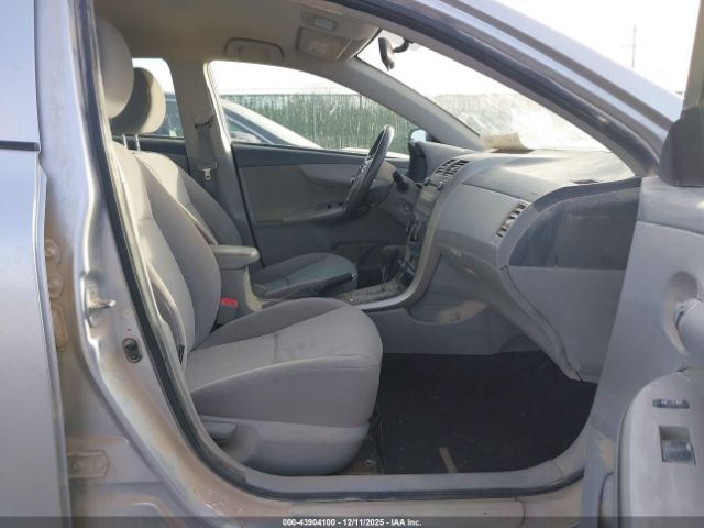 Toyota Corolla Le Image 6