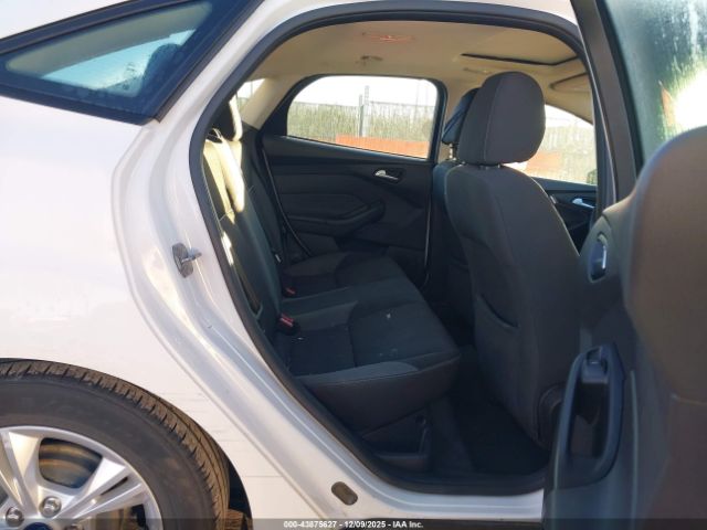 Ford Focus Se Image 2