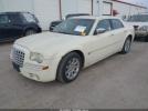 Chrysler 300c Image 2