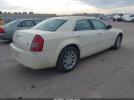 Chrysler 300c Image 4