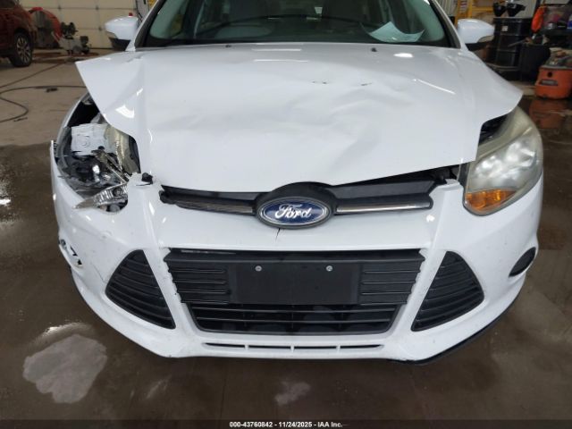 Ford Focus Se Image 12