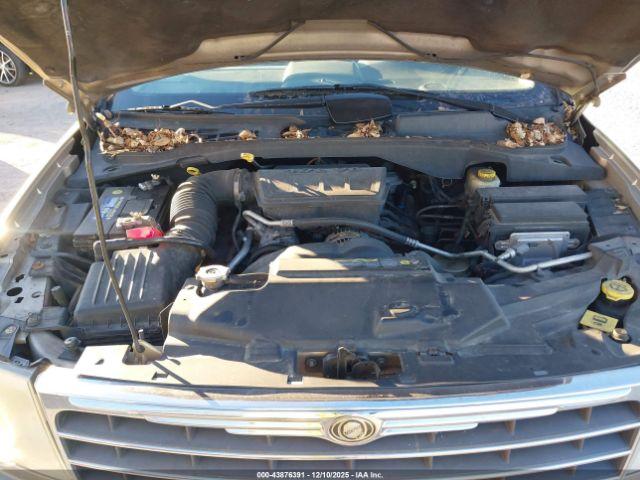 Chrysler Aspen Limited Image 6