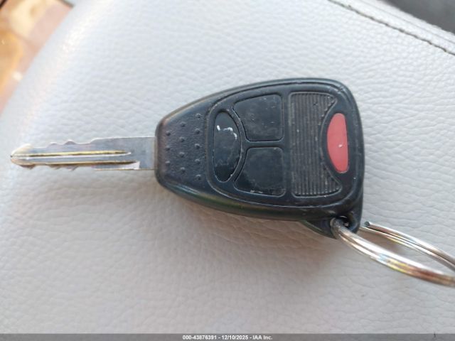 Chrysler Aspen Limited Image 5