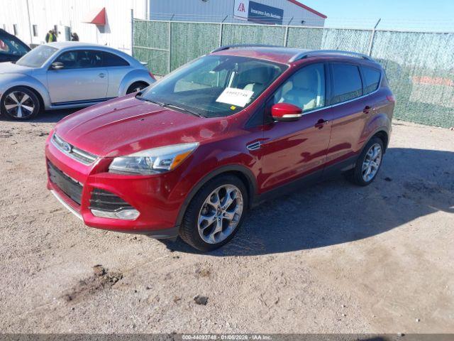 Ford Escape Titanium Image 2