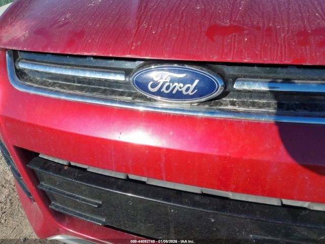 Ford Escape Titanium Image 4