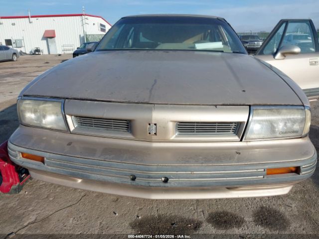 Oldsmobile 88 Royale Image 8