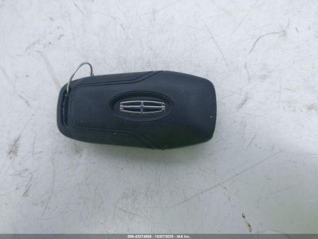 Lincoln MKX Reserve Image 11