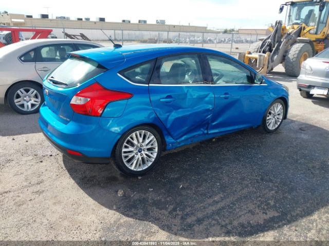 Ford Focus Titanium Image 2