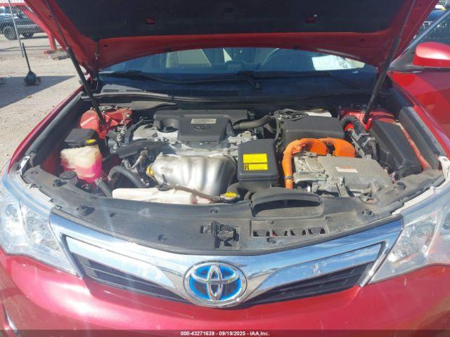 Toyota Camry Xle Image 12
