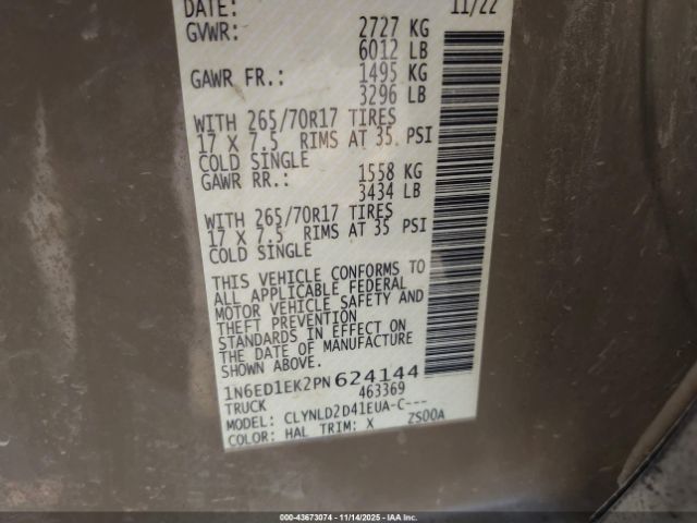 Nissan Frontier Pro-4x 4x4 Image 7