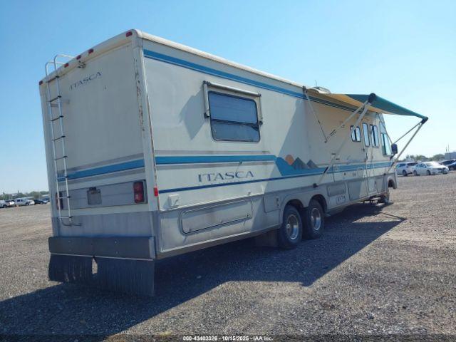 Ford F-530 Super Duty Image 2