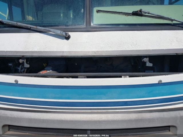 Ford F-530 Super Duty Image 10