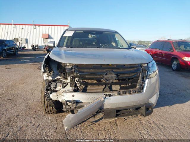 Nissan Pathfinder Sl 4wd Image 13