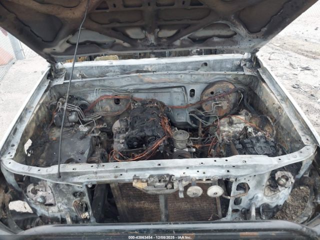 Toyota Tacoma Image 10