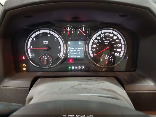 Dodge Ram 1500 Laramie Image 4