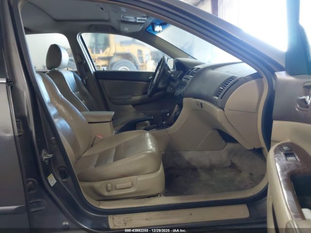 Honda Accord 3.0 Ex Image 9