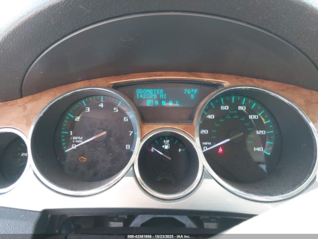 Buick Enclave Convenience Image 4