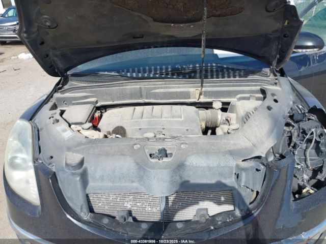 Buick Enclave Convenience Image 9